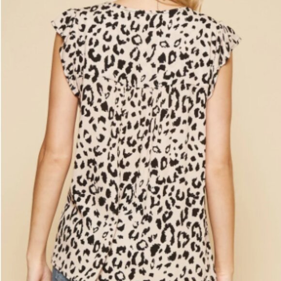 Savanna Jane Women Leopard Print Short Ruffle Sleeve Floral Embroidery Top Small - Picture 6 of 6